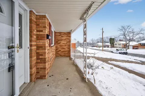 Exterior - 11761 Hanover Rd, Forest Park, OH 45240 photo 3 of 9