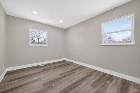 Bedroom - 11761 Hanover Rd, Forest Park, OH 45240 photo 5 of 7