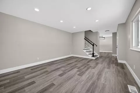 Living - 11761 Hanover Rd, Forest Park, OH 45240 photo 4 of 6