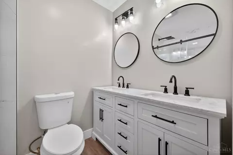 Bath - 11761 Hanover Rd, Forest Park, OH 45240 photo 3 of 8