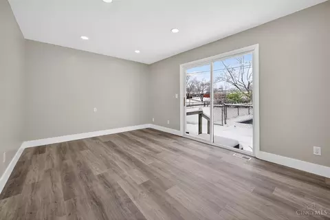 Living - 11761 Hanover Rd, Forest Park, OH 45240 photo 6 of 6