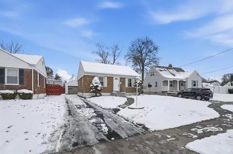 7708 Eustis Ct, Deer Park, OH 45236 photo 3