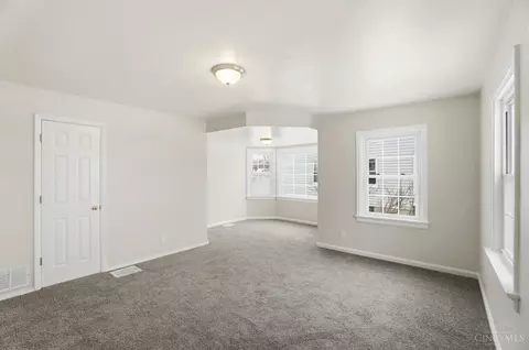 7708 Eustis Ct, Deer Park, OH 45236 photo 8