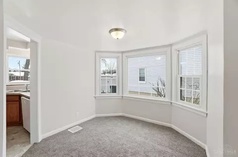7708 Eustis Ct, Deer Park, OH 45236 photo 9