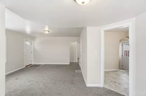 7708 Eustis Ct, Deer Park, OH 45236 photo 10