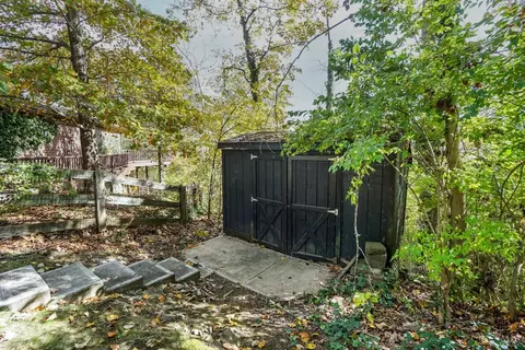 921 Surrey Trl, Cincinnati, OH 45245 photo 59