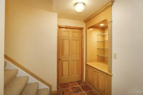 921 Surrey Trl, Cincinnati, OH 45245 photo 39