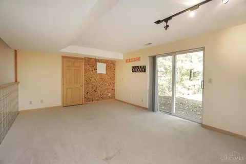 921 Surrey Trl, Cincinnati, OH 45245 photo 45