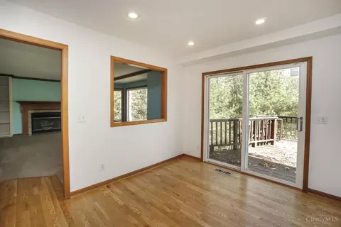 921 Surrey Trl, Cincinnati, OH 45245 photo 25