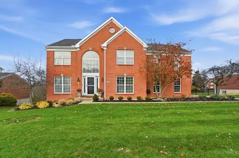 702 Rosewynne Ct, Cleves, OH 45002