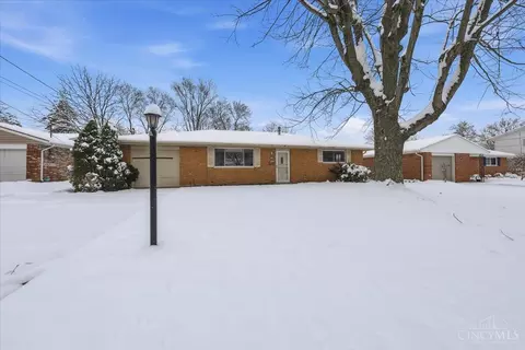 11740 Van Camp Ln, Springdale, OH 45246