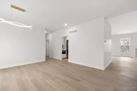 Living - 12017 Brookway Dr, Cincinnati, OH 45240 photo 5 of 7