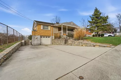 Exterior - 113 Waxwing Dr, Reading, OH 45236 photo 2 of 16