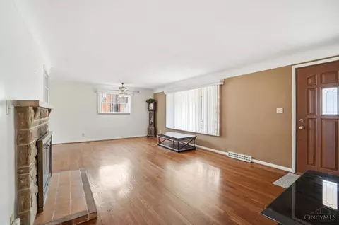Living - 113 Waxwing Dr, Reading, OH 45236 photo 1 of 6