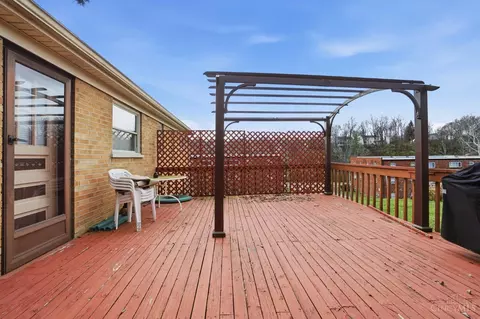 Exterior - 113 Waxwing Dr, Reading, OH 45236 photo 7 of 16