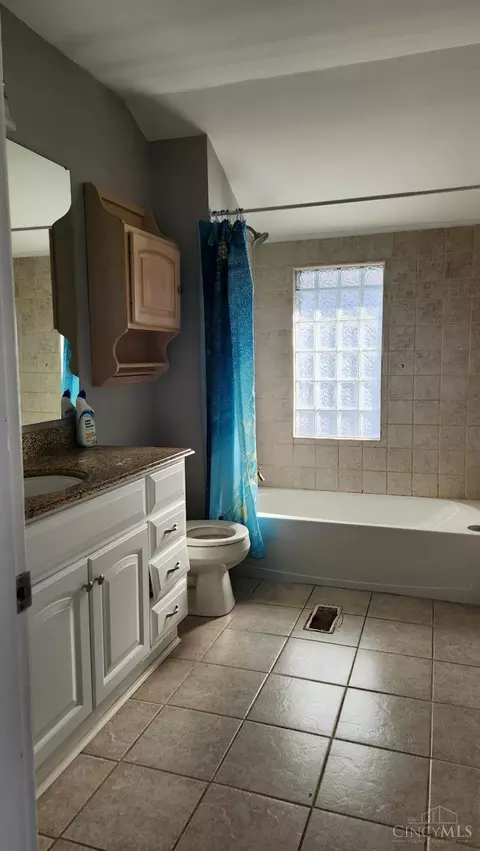 3927 Davis Ave, Cheviot, OH 45211 photo 6