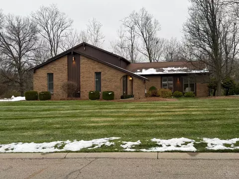 5895 Quailhill Dr, Cincinnati, OH 45233