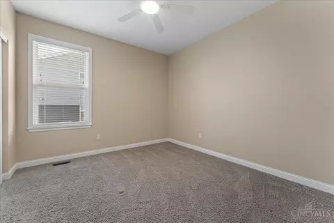 Bedroom - 7143 Birkdale Dr, Hamilton Township, OH 45039 photo 3 of 3