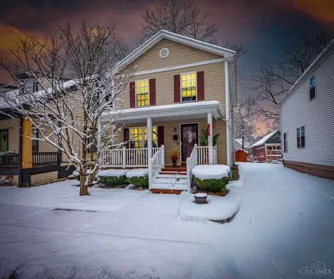 5335 Owasco St, Cincinnati, OH 45227