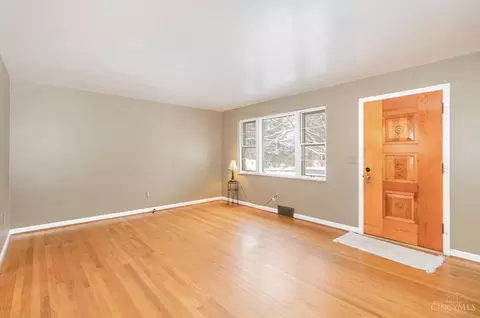 463 Lenkenann Dr, Cincinnati, OH 45255 photo 7