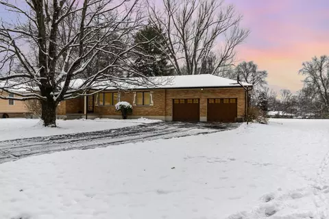 463 Lenkenann Dr, Cincinnati, OH 45255