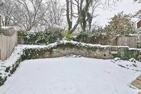 Exterior - 1065 Delta Ave, Cincinnati, OH 45208 photo 6 of 7