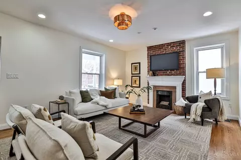 Living - 1065 Delta Ave, Cincinnati, OH 45208 photo 2 of 3