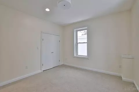 Bedroom - 1065 Delta Ave, Cincinnati, OH 45208 photo 7 of 7