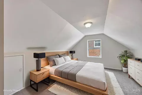 Bedroom - 543 Virgil Rd, Cincinnati, OH 45238 photo 9 of 10