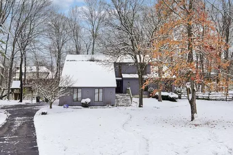 792 Farmsworth Ct, Cincinnati, OH 45255