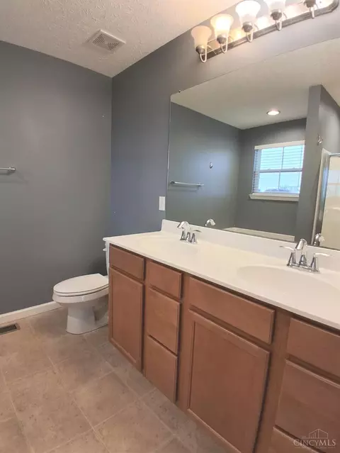 Bath - 9452 Tebbs Ct, Harrison, OH 45030 photo 1 of 6