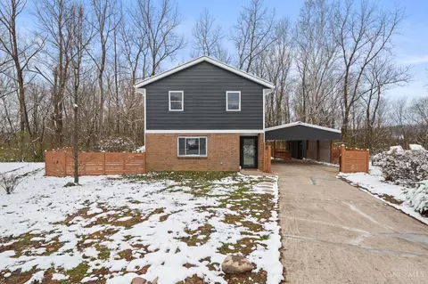 851 Jacob Light Ct, New Richmond, OH 45157