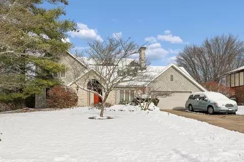 6364 Oakcreek Dr, Colerain Twp, OH 45247