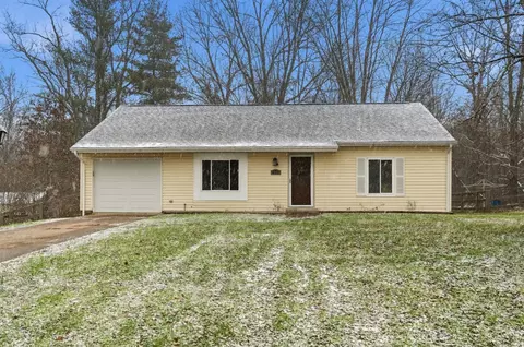 1535 Meadowbrook Dr, Loveland, OH 45140