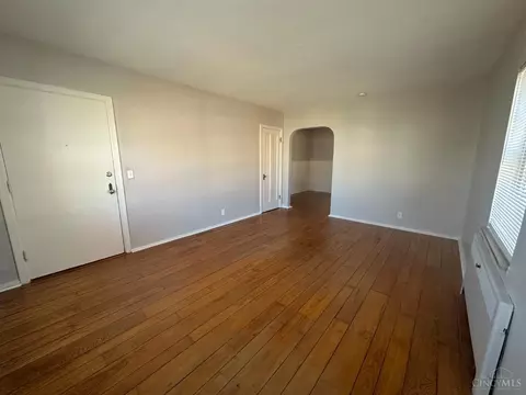 Living - 4229 Twenty Eighth St, Cincinnati, OH 45209 photo 1 of 3