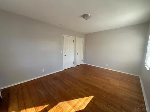 Bedroom - 4229 Twenty Eighth St, Cincinnati, OH 45209 photo 2 of 2