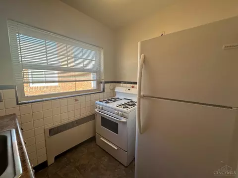 Kitchen - 4229 Twenty Eighth St, Cincinnati, OH 45209 photo 2 of 2