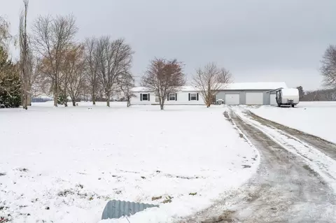 8761 Quarry Rd, Hillsboro, OH 45133