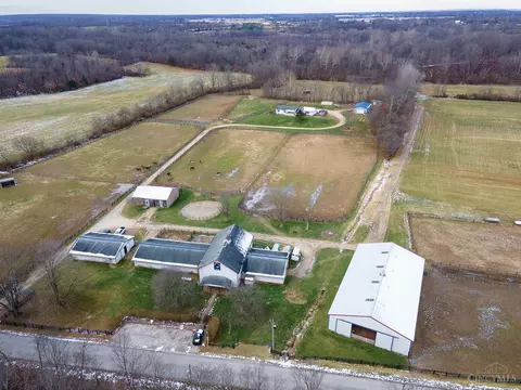 1264 Ireland Rd, Wilmington, OH 45177