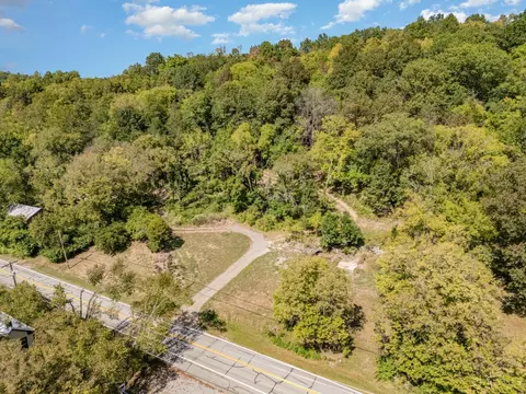View/Area - 8290 Old Kellogg Rd, Cincinnati, OH 45255 photo 7 of 9