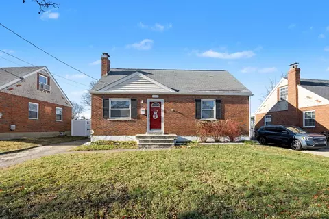 Exterior - 8521 Darnell Ave, Cincinnati, OH 45236 photo 2 of 5
