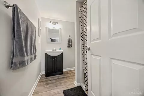 Bath - 8521 Darnell Ave, Cincinnati, OH 45236 photo 2 of 3