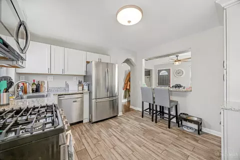 Kitchen - 8521 Darnell Ave, Cincinnati, OH 45236 photo 2 of 3