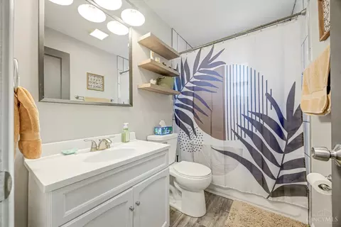 Bath - 8521 Darnell Ave, Cincinnati, OH 45236 photo 1 of 3