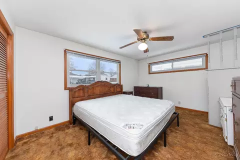 Bedroom - 1675 Christopher Rd, Aberdeen, OH 45101 photo 5 of 7
