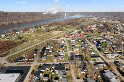 View/Area - 1675 Christopher Rd, Aberdeen, OH 45101 photo 1 of 2