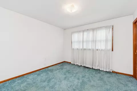 Bedroom - 1675 Christopher Rd, Aberdeen, OH 45101 photo 3 of 7