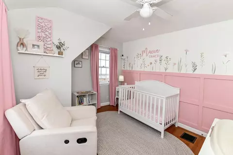 Bedroom - 1661 Sutton Ave, Cincinnati, OH 45230 photo 1 of 7