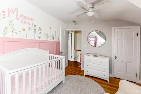 Bedroom - 1661 Sutton Ave, Cincinnati, OH 45230 photo 2 of 7