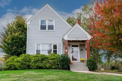 4251 Webster Ave, Deer Park, OH 45236